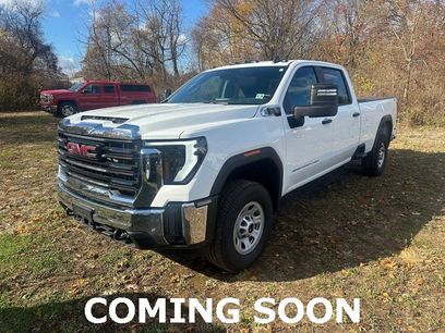 Used 2024 GMC Sierra 3500 Pro w/ Convenience Package