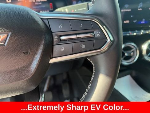 Used 2024 Chevrolet Blazer EV LT AWD/4WD image 8