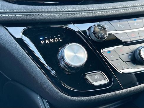 New 2026 Chrysler Pacifica Limited image 12