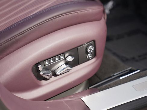 Used 2023 Bentley Flying Spur S V8 AWD/4WD image 24