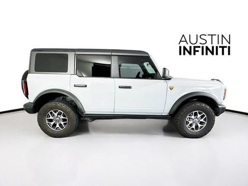 Used 2022 Ford Bronco Badlands AWD/4WD image 9