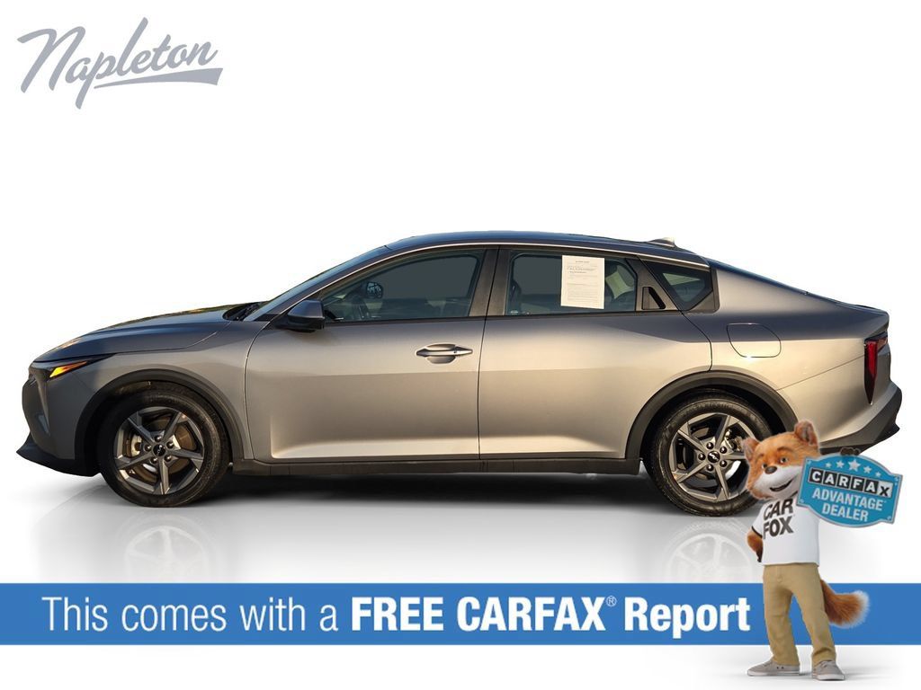 Used 2025 Kia K4 FWD image 2