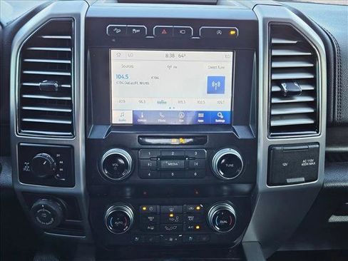 Used 2020 Ford F150 Platinum w/ Equipment Group 701A Luxury image 13