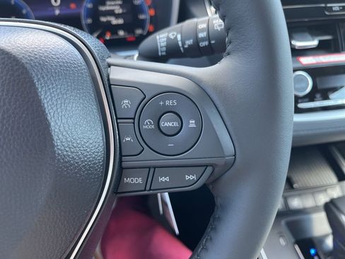 Used 2026 Toyota Corolla Cross XLE w/ Convenience Package image 24