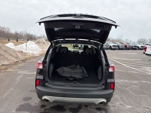 Used 2022 Ford Escape SEL w/ Technology Package image 11