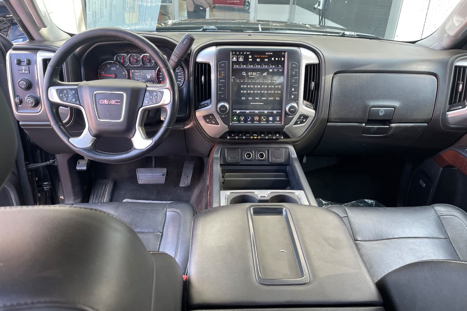 Used 2015 GMC Sierra 2500 SLT w/ Duramax Plus Package AWD/4WD image 11