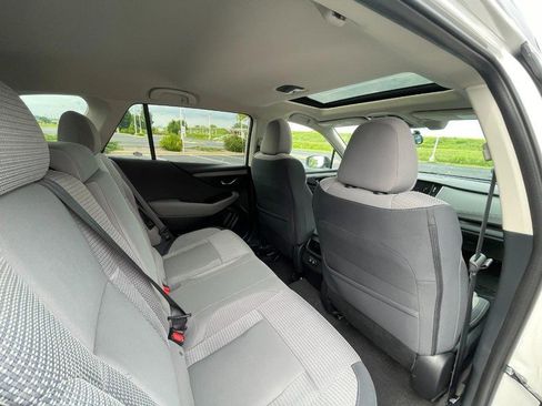 Used 2021 Subaru Outback Premium image 14