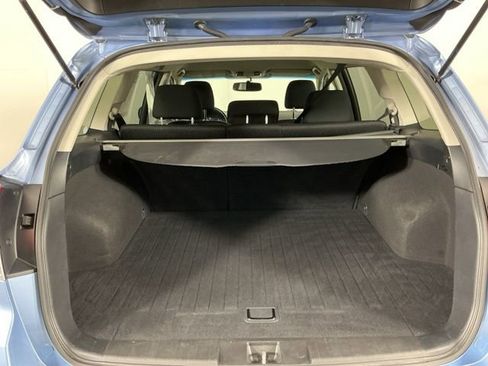 Used 2010 Subaru Outback 2.5i Premium AWD/4WD image 23