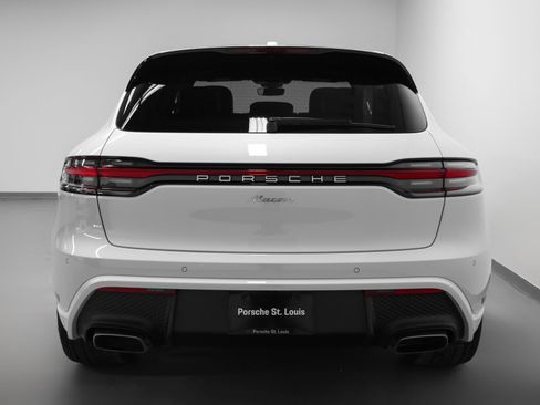 New 2026 Porsche Macan image 11