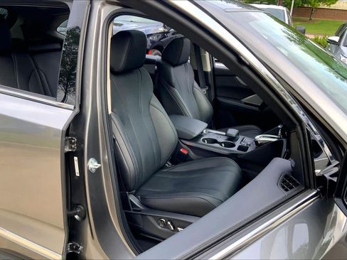 Used 2024 Acura MDX SH-AWD image 9