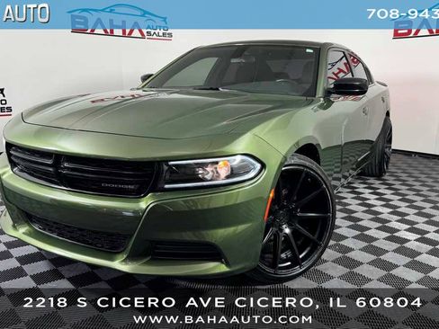 Used 2022 Dodge Charger SXT w/ Blacktop Package RWD image 1