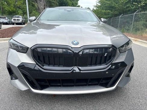 Used 2026 BMW i5 eDrive40 w/ M Sport Package AWD/4WD image 10