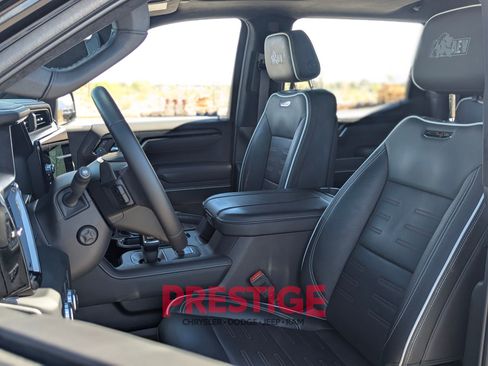 Used 2023 GMC Sierra 1500 AT4X w/ AT4X AEV Edition AWD/4WD image 30
