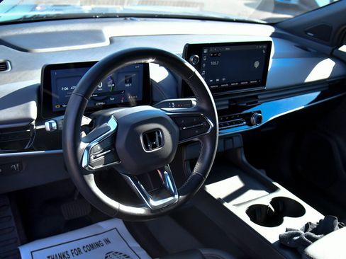 Used 2024 Honda Prologue Touring image 16