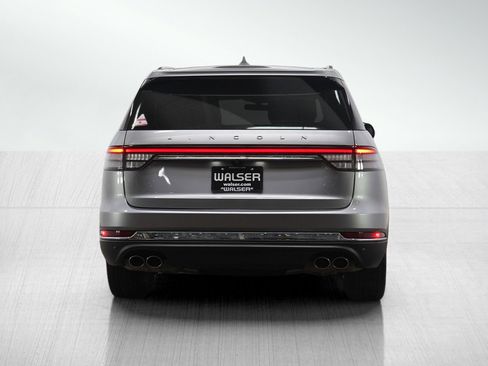 Used 2020 Lincoln Aviator Reserve w/ Elements Package Plus image 4