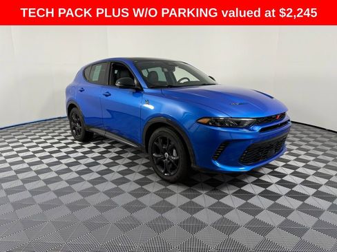 Used 2024 Dodge Hornet R/T Plus w/ Tech Pack Plus w/o Parking image 2
