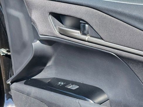 Used 2025 Toyota Camry LE image 34