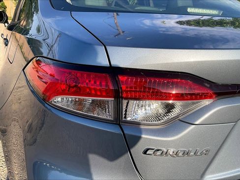 Used 2023 Toyota Corolla LE FWD image 28