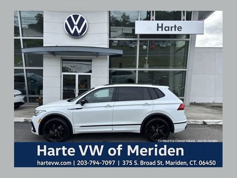 Certified 2023 Volkswagen Tiguan SE R-Line AWD/4WD image 1