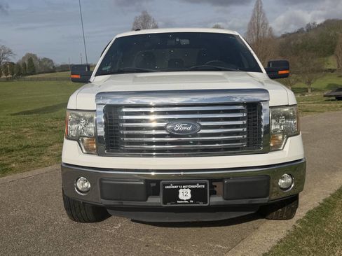 Used 2011 Ford F150 XLT w/ XLT Chrome Pkg image 11