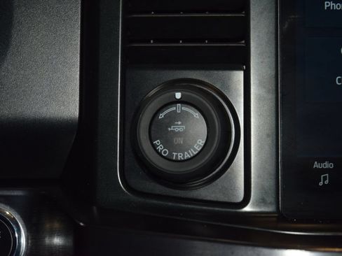 Used 2023 Ford F250 Lariat w/ Lariat Ultimate Package AWD/4WD image 33