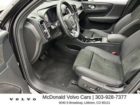 Certified 2023 Volvo C40 P8 Recharge Ultimate AWD/4WD image 10