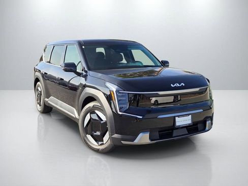 New 2026 Kia EV9 Light image 1