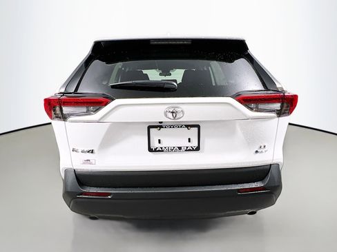 Used 2025 Toyota RAV4 LE image 6