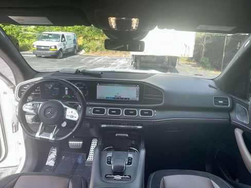 Used 2021 Mercedes-Benz GLS 63 AMG 4MATIC image 31