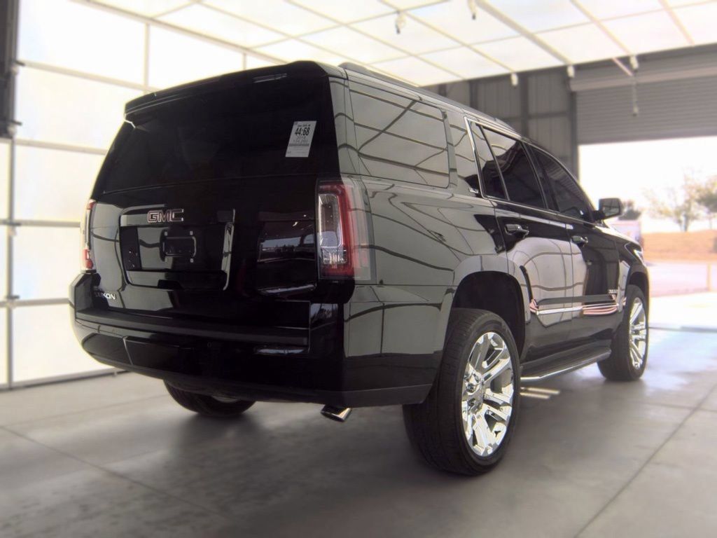 Used 2018 GMC Yukon SLT w/ Premium Edition AWD/4WD image 3