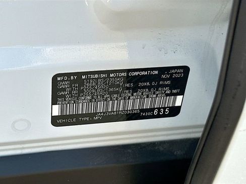 Used 2024 Mitsubishi Outlander SE image 33