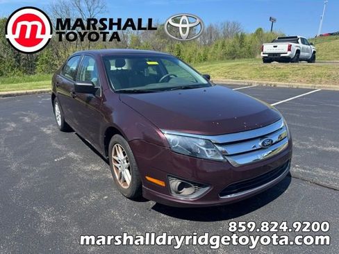 Used 2011 Ford Fusion S image 1