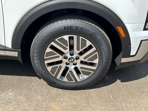 New 2026 Hyundai Palisade SEL Premium FWD image 13