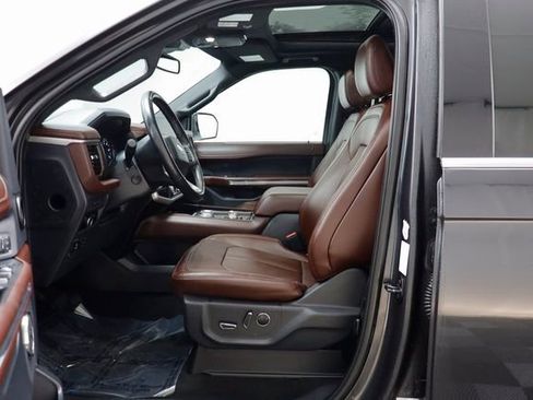 Used 2024 Ford Expedition Max Limited image 6