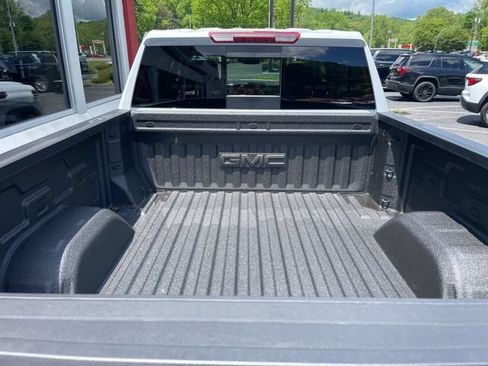 New 2026 GMC Sierra 1500 SLT w/ SLT Convenience Package AWD/4WD image 18