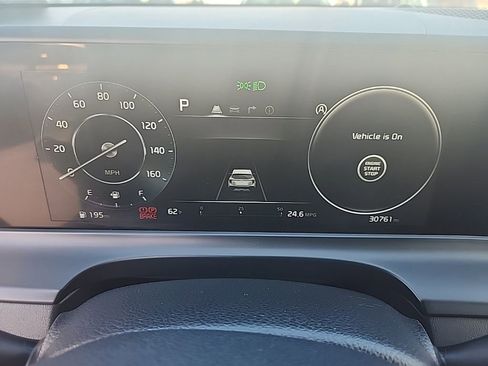 Certified 2024 Kia Seltos EX FWD image 20