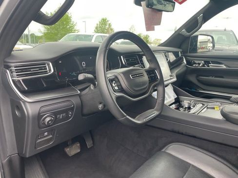 Used 2024 Jeep Grand Wagoneer L Series II w/ Quick Order Packagew 28T AWD/4WD image 9