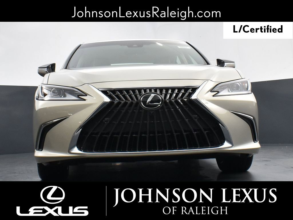 Used 2025 Lexus ES 300h w/ Technology Package FWD image 16