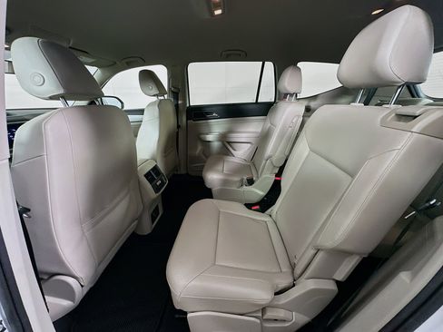 Used 2019 Volkswagen Atlas SE w/ Towing Package image 27