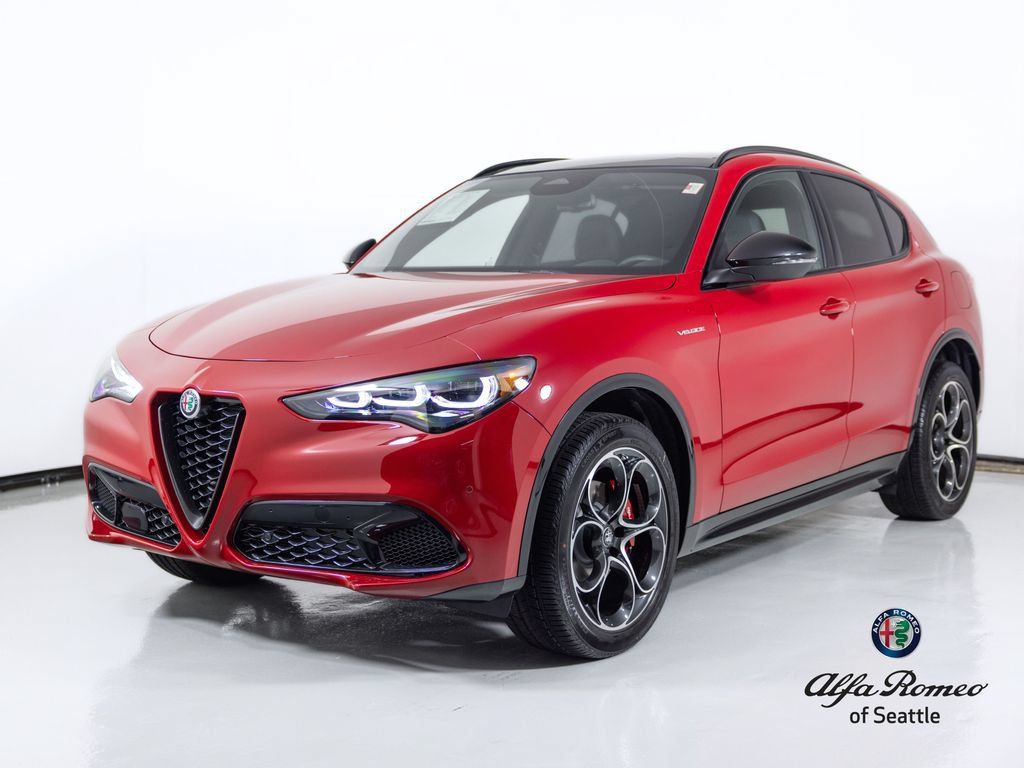 New 2026 Alfa Romeo Stelvio Sprint AWD/4WD image 1