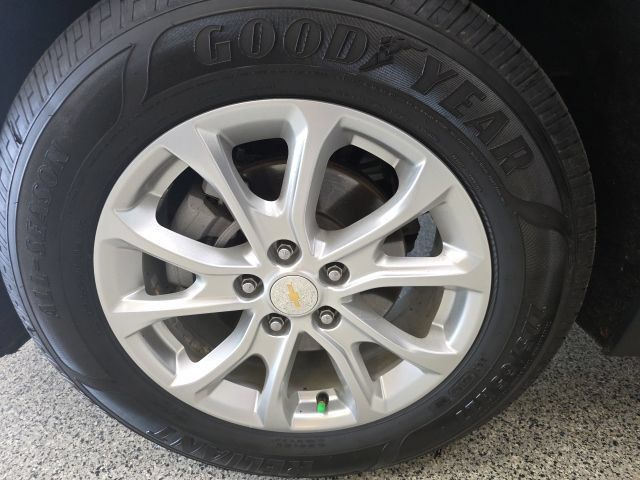 Used 2021 Chevrolet Equinox LT AWD/4WD image 24