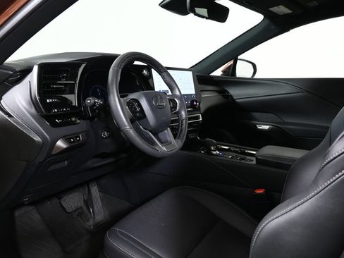 Used 2023 Lexus RX 350 Premium Plus w/ Accessory Package (Z1) AWD/4WD image 4
