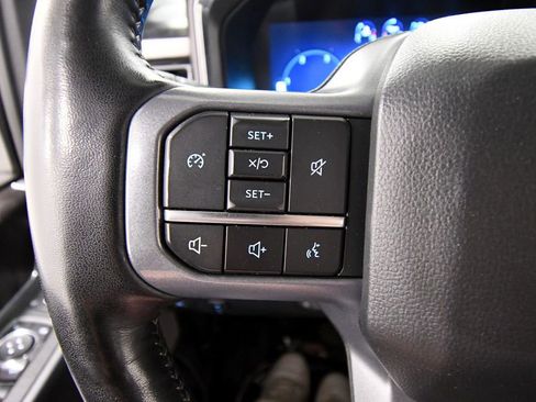 Used 2023 Ford F250 Lariat w/ Black Appearance Package AWD/4WD image 20