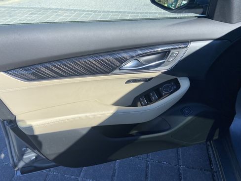 Used 2025 Cadillac CT5 Premium Luxury image 10