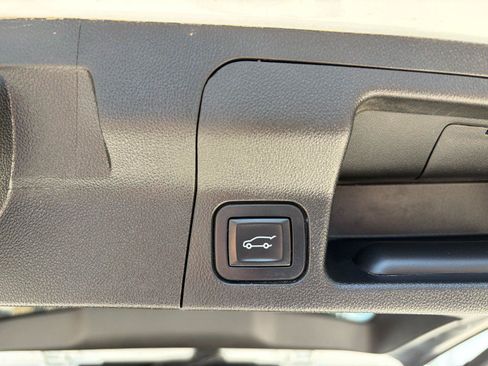 Used 2019 GMC Acadia SLE AWD/4WD image 21