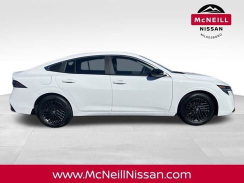 New 2026 Nissan Sentra SV image 8