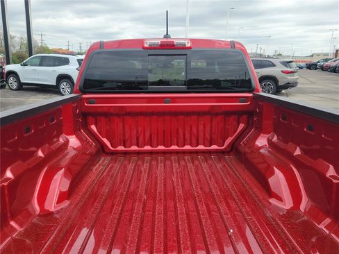 New 2026 GMC Canyon Elevation image 9