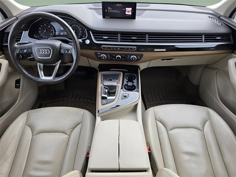 Used 2017 Audi Q7 3.0T Premium image 23