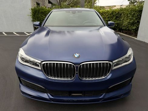 Used 2019 BMW ALPINA B7 xDrive w/ Luxury Rear Seating Package image 18