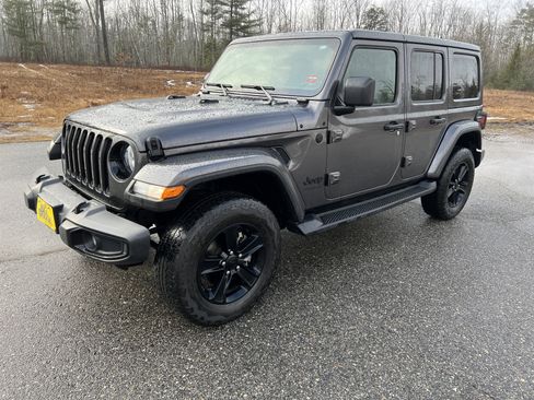 Used 2021 Jeep Wrangler Unlimited Sahara image 1